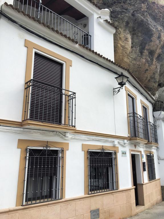 Casa Rural Cuevas Del Sol Setenil De Las Bodegas Exterior photo