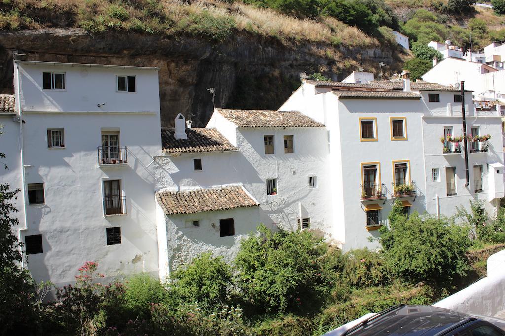 Casa Rural Cuevas Del Sol Setenil De Las Bodegas Exterior photo