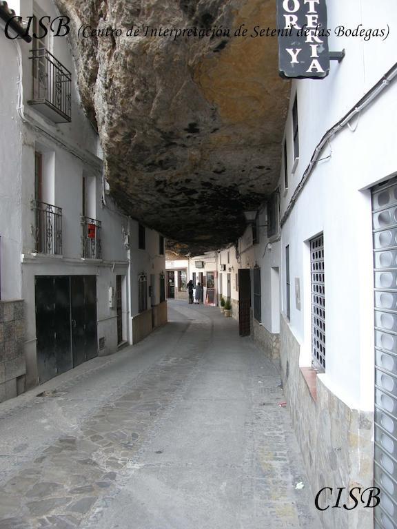 Casa Rural Cuevas Del Sol Setenil De Las Bodegas Exterior photo